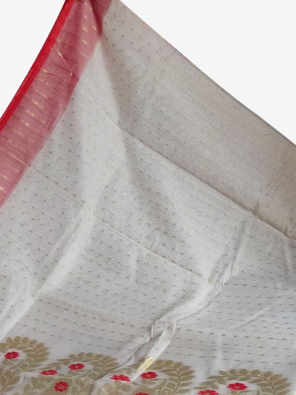 White Red Soft Dhakai Jamdani Saree - Image 3