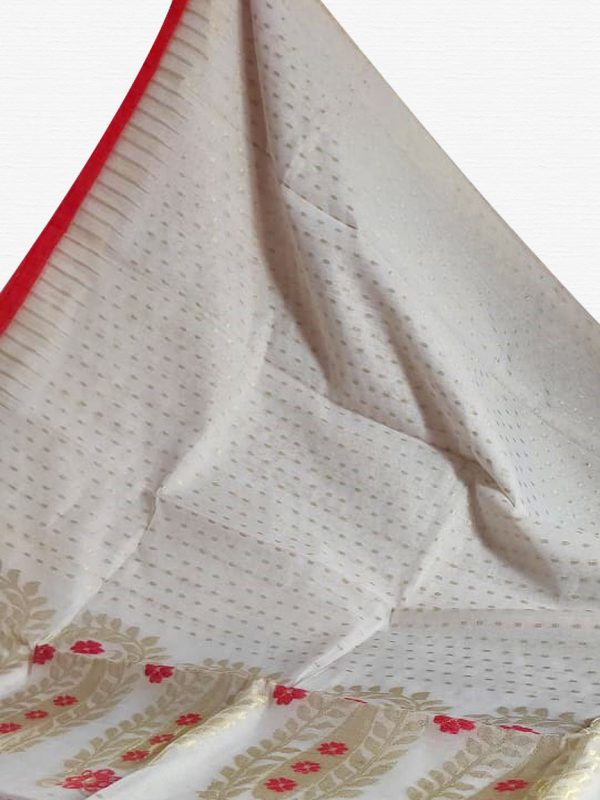 Off White Red Soft Dhakai Jamdani Saree - Image 3