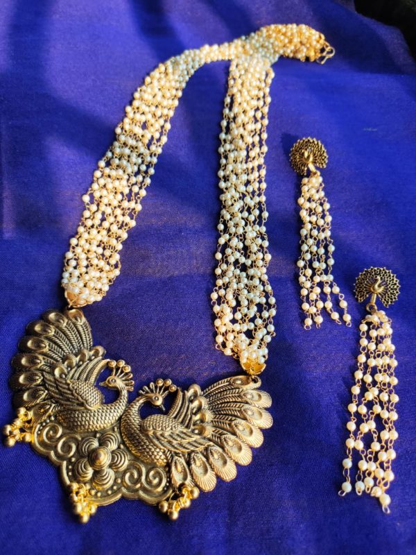 The Lavish Layers of Elegance - Golden Multilayered Pearl Neckpiece